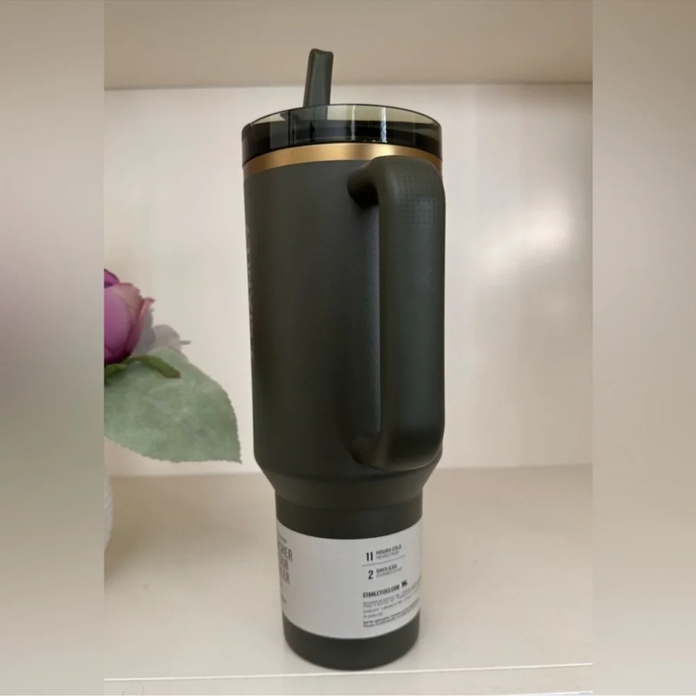 🎉LAST PIECE🎉Stanley 40oz. Quencher‎ ProTour Flip Straw Tumbler Cypress